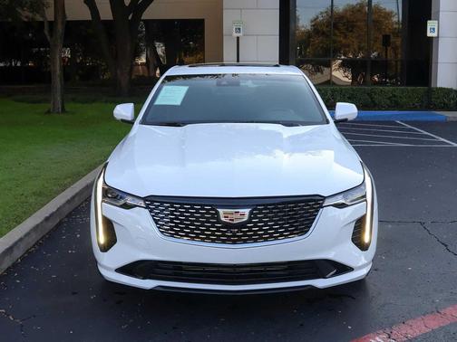 2025 Cadillac CT4 Luxury RWD