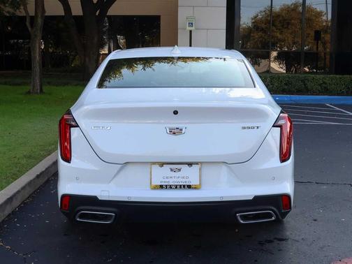 2025 Cadillac CT4 Luxury RWD