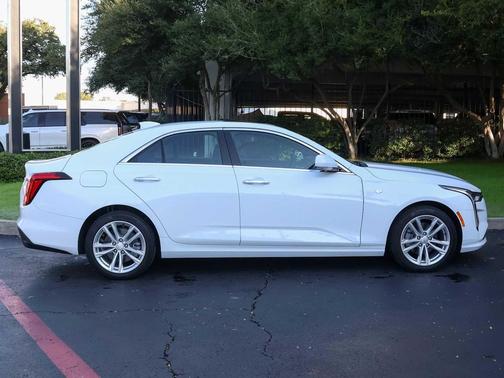 2025 Cadillac CT4 Luxury RWD