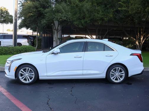 2025 Cadillac CT4 Luxury RWD