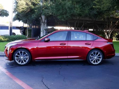 2025 Cadillac CT5 Sport