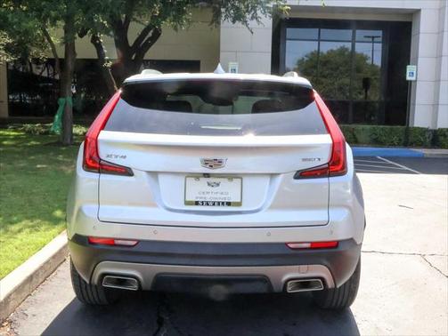 2022 Cadillac XT4 Premium Luxury