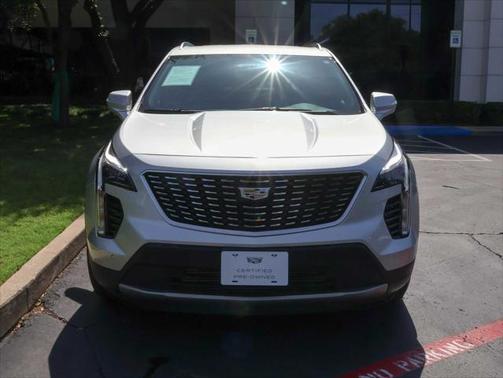 2022 Cadillac XT4 Premium Luxury