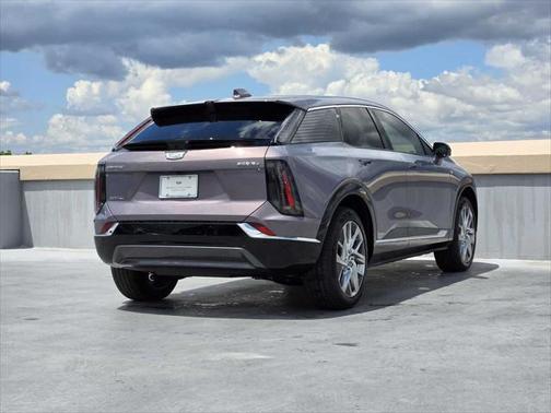 2025 Cadillac OPTIQ Luxury