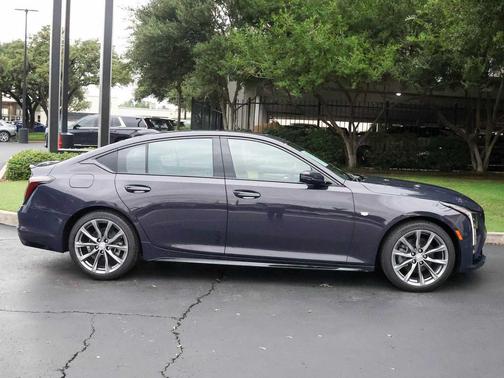 2025 Cadillac CT5 Sport