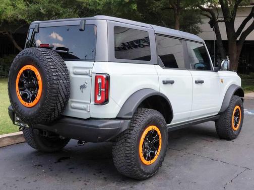 2022 Ford Bronco Badlands