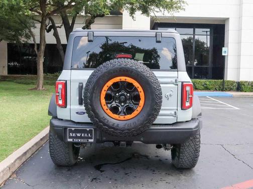 2022 Ford Bronco Badlands
