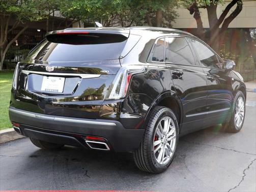 2022 Cadillac XT5 Sport