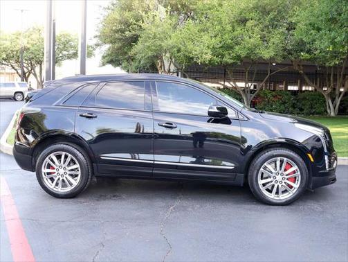2022 Cadillac XT5 Sport