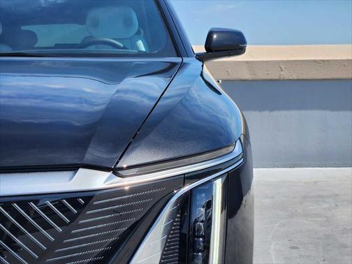 2025 Cadillac LYRIQ Luxury w/1SD