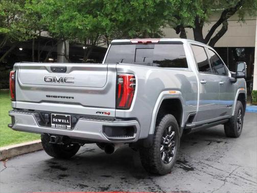 2024 GMC Sierra 2500 AT4