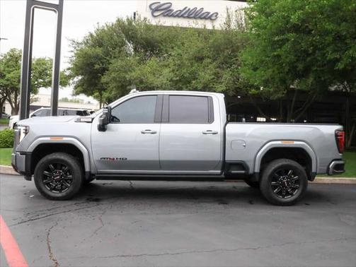 2024 GMC Sierra 2500 AT4