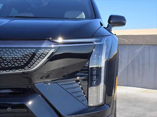 2025 Cadillac OPTIQ Sport