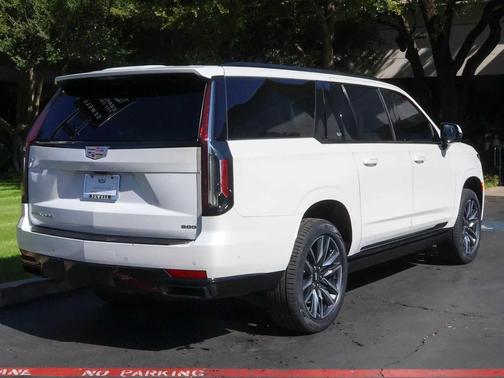 2023 Cadillac Escalade ESV Sport Platinum