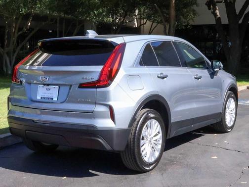 2024 Cadillac XT4 Luxury