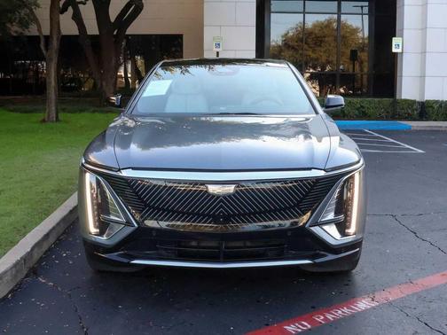 2023 Cadillac LYRIQ Luxury