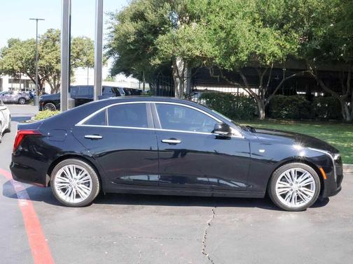 2022 Cadillac CT4 Premium Luxury