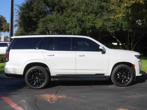 2022 Cadillac Escalade Sport