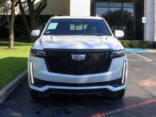 2022 Cadillac Escalade Sport