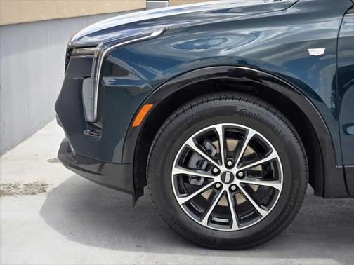 2025 Cadillac XT4 Sport