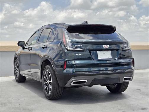 2025 Cadillac XT4 Sport