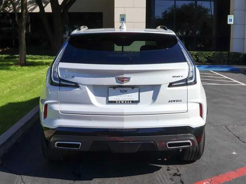 2024 Cadillac XT4 Sport