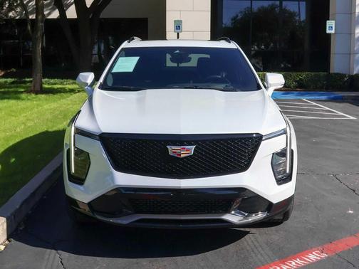 2024 Cadillac XT4 Sport