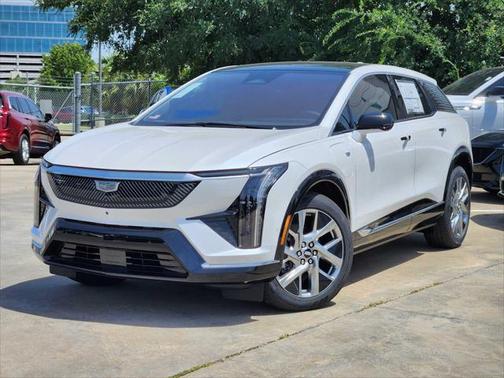 2025 Cadillac OPTIQ Luxury 1 AWD
