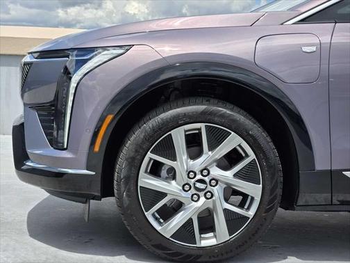 2025 Cadillac OPTIQ Luxury