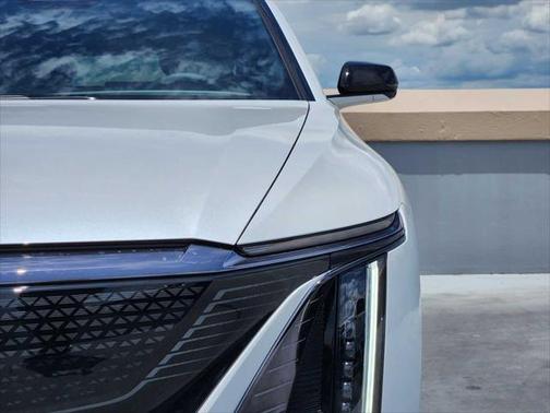 2025 Cadillac LYRIQ Sport w/1SK