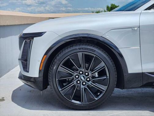 2025 Cadillac LYRIQ Sport w/1SK