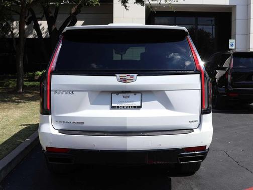 2023 Cadillac Escalade Sport
