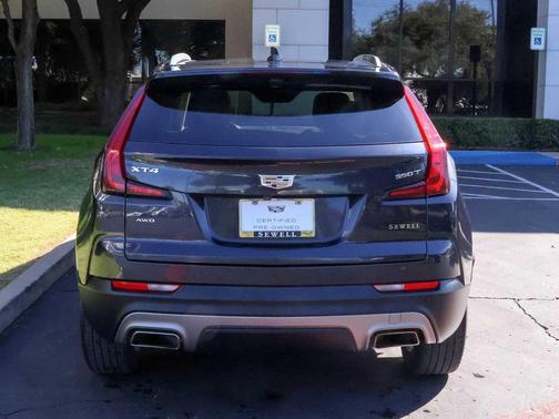2023 Cadillac XT4 Premium Luxury