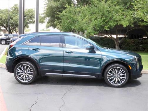2024 Cadillac XT4 Sport