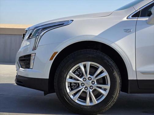 2025 Cadillac XT5 Luxury