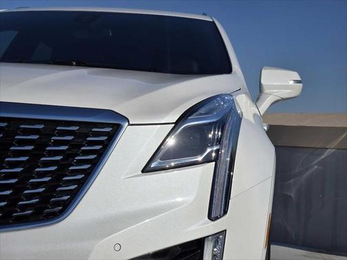 2025 Cadillac XT5 Luxury