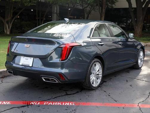 2022 Cadillac CT4 Premium Luxury