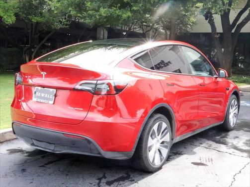 2023 Tesla Model Y AWD