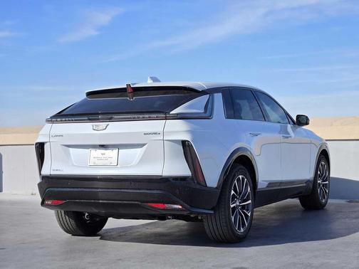 2026 Cadillac LYRIQ Sport