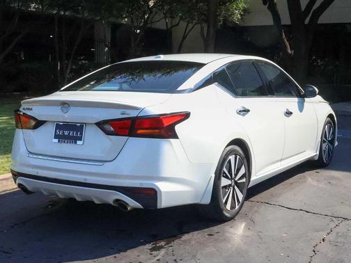 2021 Nissan Altima 2.5 SL
