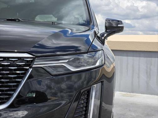 2025 Cadillac XT6 Premium Luxury FWD