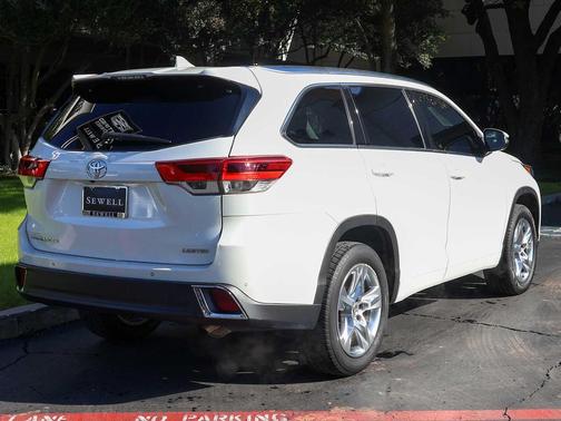 2018 Toyota Highlander Limited