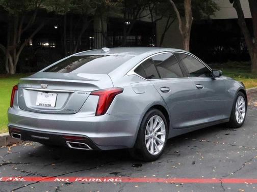 2023 Cadillac CT5 Luxury