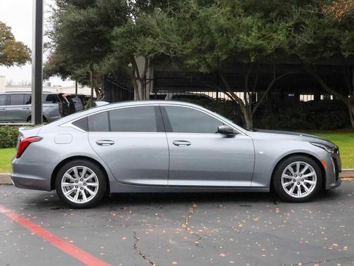 2023 Cadillac CT5 Luxury