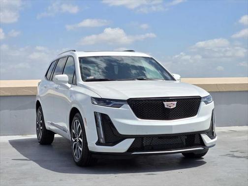 2025 Cadillac XT6 Sport AWD