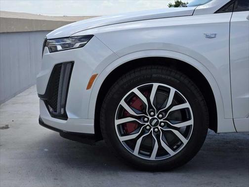 2025 Cadillac XT6 Sport AWD