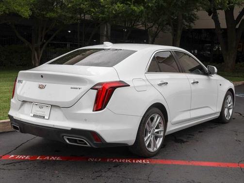2023 Cadillac CT4 Luxury