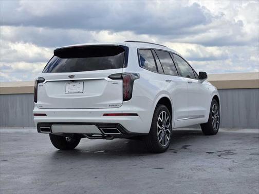 2025 Cadillac XT6 Sport AWD
