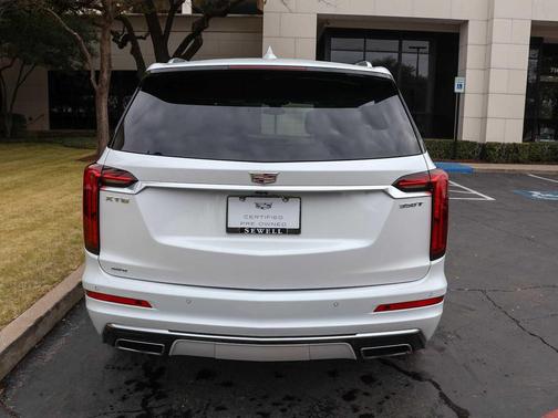 2024 Cadillac XT6 Luxury AWD