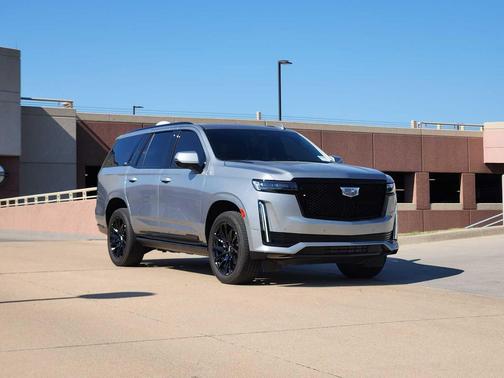 2024 Cadillac Escalade Sport